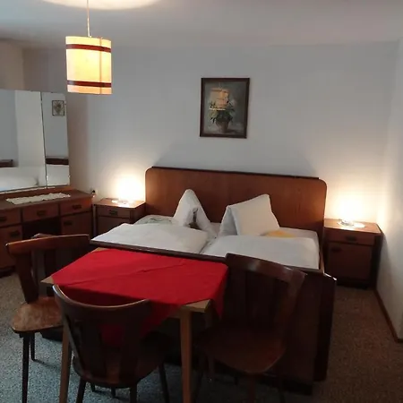 Séjour chez l'habitant Haus Eberhard *