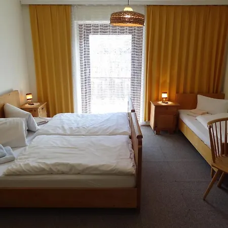 Haus Eberhard * فنت